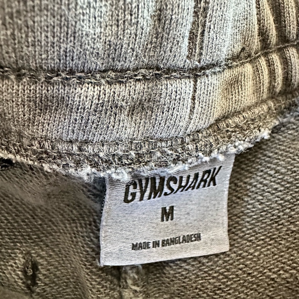 Gym Shark Gray Cargo Sweatpants with Logo Patch - Picture 4 of 6